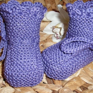 Baby shoes in purple 100% cotton hand-knitted up to approx. 7 months image 1