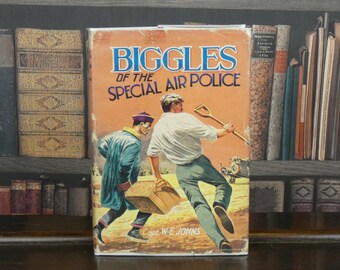 Biggles of the Special Air Police - Captain W E Johns - Classic Boy's Book - Vintage Book