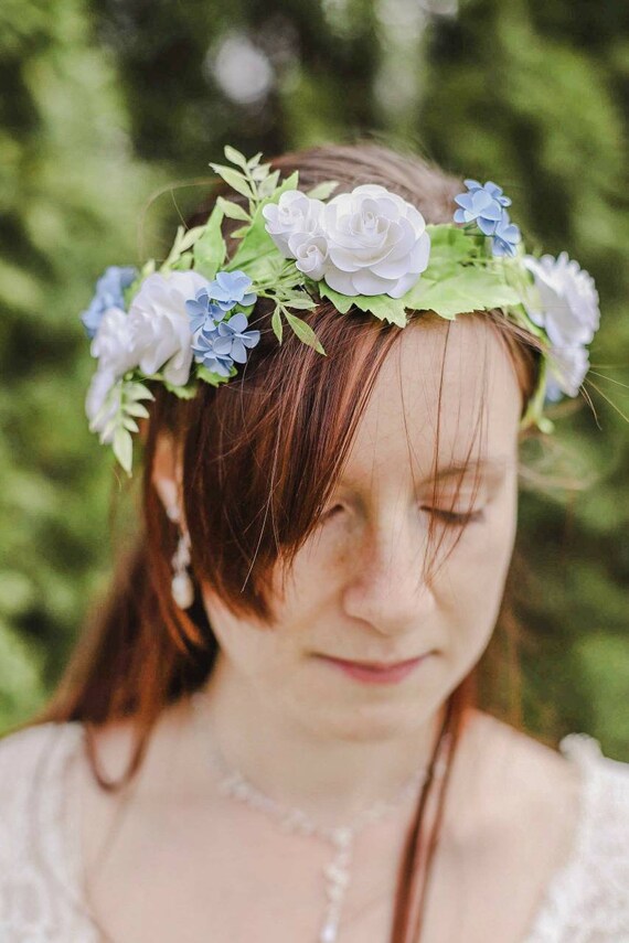 White Rose Flower Crown Romantic Wildflower Floral Crown Bridal Floral Crown Flower Girl Hair Accessory Flower Crown Photography Prop