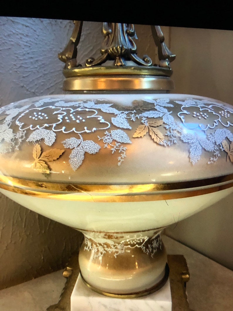 Vtg Mid Century Gold 29\u201d Lamp