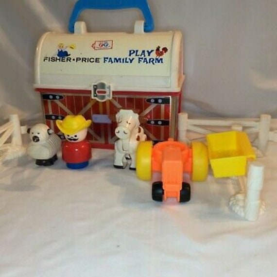 fisher price family play farm 2008