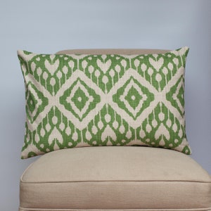 Moroccan Kilim Print XL Rectangular Cushion in Forest Green. Traditional Geometric Design of Turkish Style Diamonds. 23x15" XL Cushion Cover