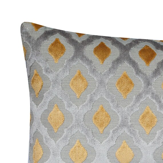 Large clearance ochre cushions