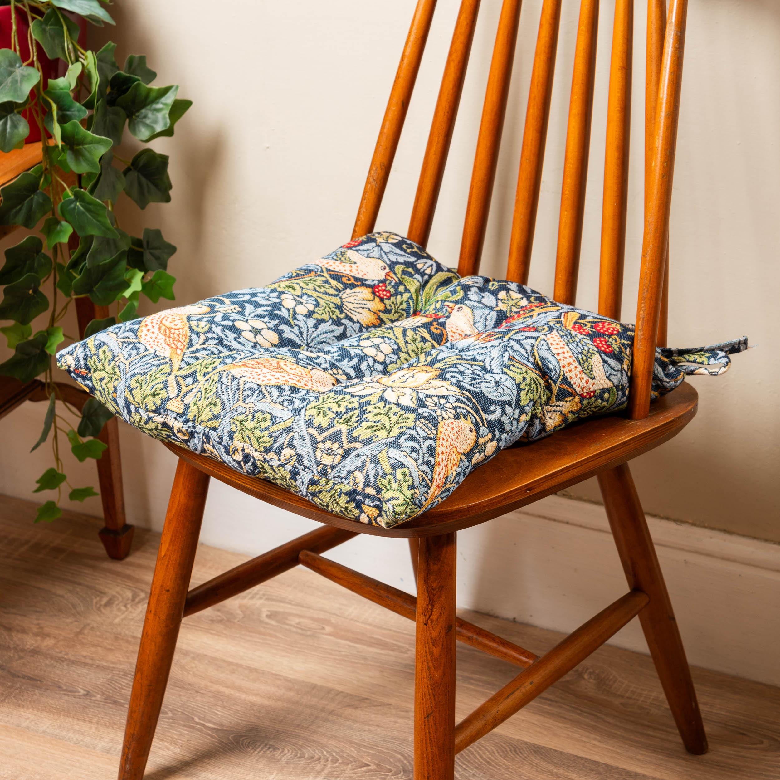 テーブル・チェア・ハンモック Coleman WOOD CHAIR CLASSIC STRAWBERRY テーブル・チェア・ハンモック Coleman WOOD CHAIR CLASSIC STRAWBERRY