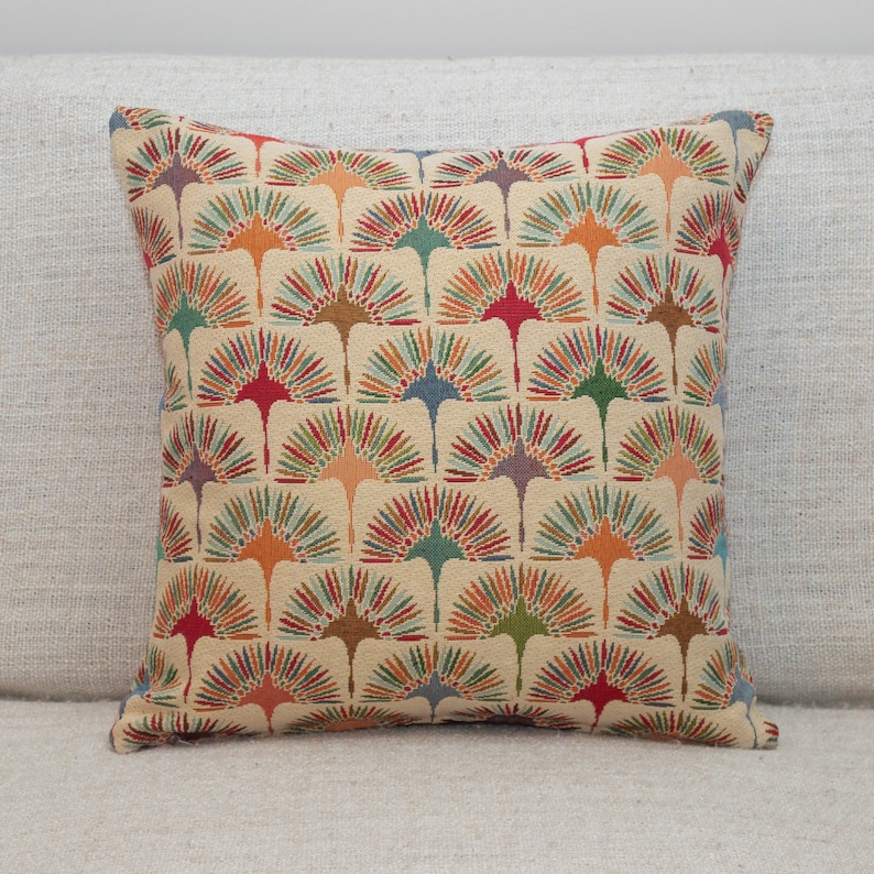 Multicoloured Retro Dandelion Tapestry Cushion. Double Sided. 17x17 43cm Square. Heavyweight fabric. Geometric floral design. zdjęcie 1