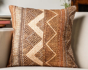 Aztec Stripe Cushion Cover. Terracotta Red and Burnt Orange Geometric Zigzag and Chevron Design. 17x17" Square Cover