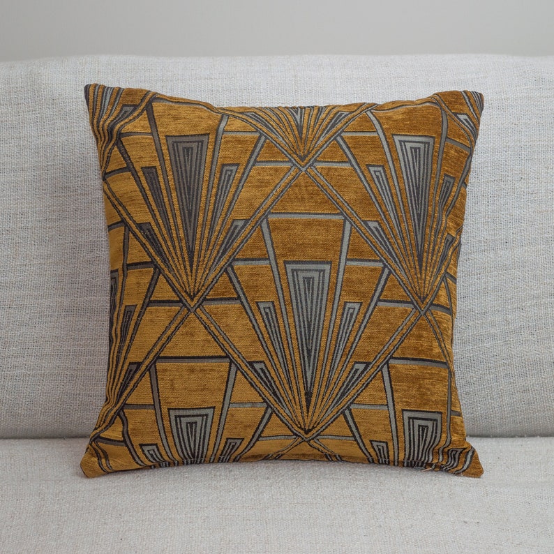 Art Deco Cushion. Luxury Velvet Chenille. Silver and Gold. 17x17 Square Pillow. Geometric bold design. 20s and 30s style zdjęcie 1