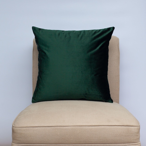 Bella Plain Velvet Dark Green Supersoft Velvet Chenille