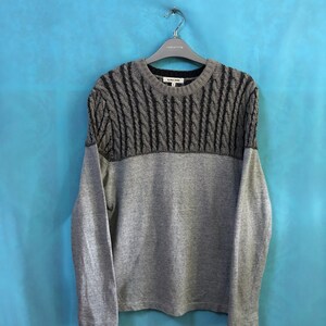 SALE!!VTG global work sweatshirt trim two tones designer small #A3
