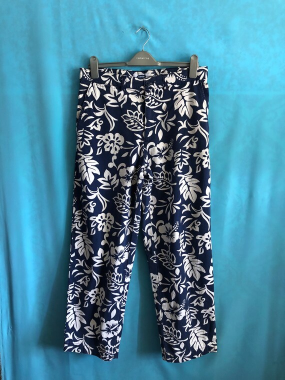 Old navy floral pants deals