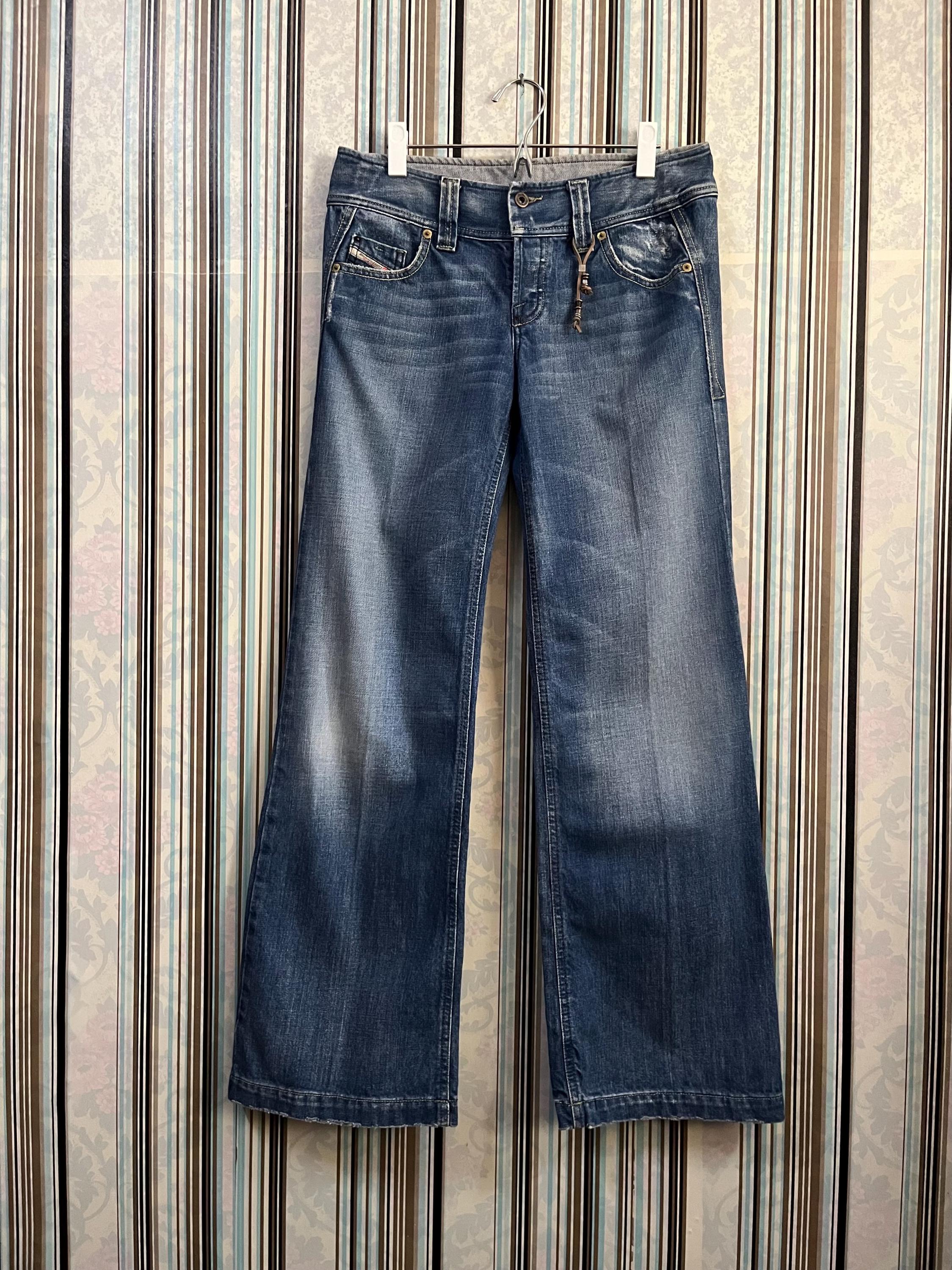 2000s Diesel Industry Lambry Wash 00702 Flared Chain Logo Size 28