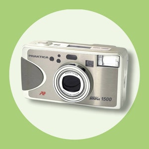 Praktica Super Zoom 1500 - Cámara de película vintage. Point and shoot cámara. Testada