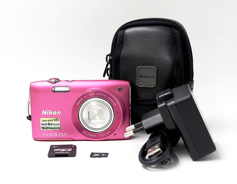 Nikon Coolpix S3300 Pink Vintage Digital Camera. Point and Shoot Camera