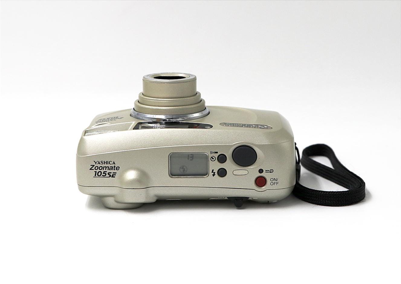 Yashica Zoomate 105 SE - Analog Film Camera. Point and Shoot