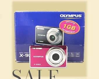 Olympus X-930 Fuchsia Pink with Case - Vintage Digital Camera. Point and Shoot Camera. Tested