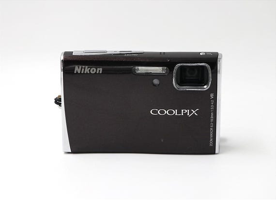 Amazon.com : Nikon Coolpix S52 9MP Digital Camera Zoom with