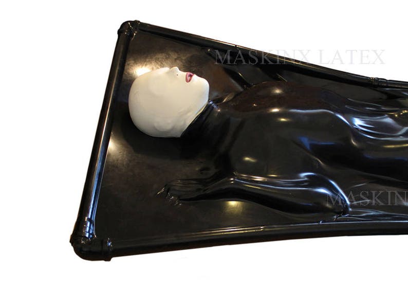 latex rubber vacuum bed Cum getting off shot