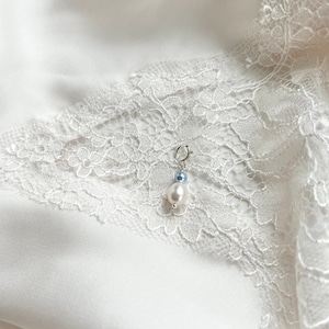 Blue Charm for Wedding, Something Blue Charm Gift for Bride, Blue Bridal Charm, Blue Bouquet Charm, Bridal Shower Gift, Bachelorette Party