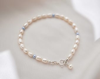 Something Blue Bracelet, Dainty Freshwater Pearl Bracelet, Wedding Day Gift for bride