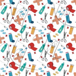 Puede incluir: Un patrón repetido de suministros médicos sobre un fondo blanco. El diseño incluye cinta adhesiva roja, vendas, tijeras, inhaladores, frascos de medicamentos, termómetros y cruces rojas. La paleta de colores es principalmente roja, azul, amarilla y beige.