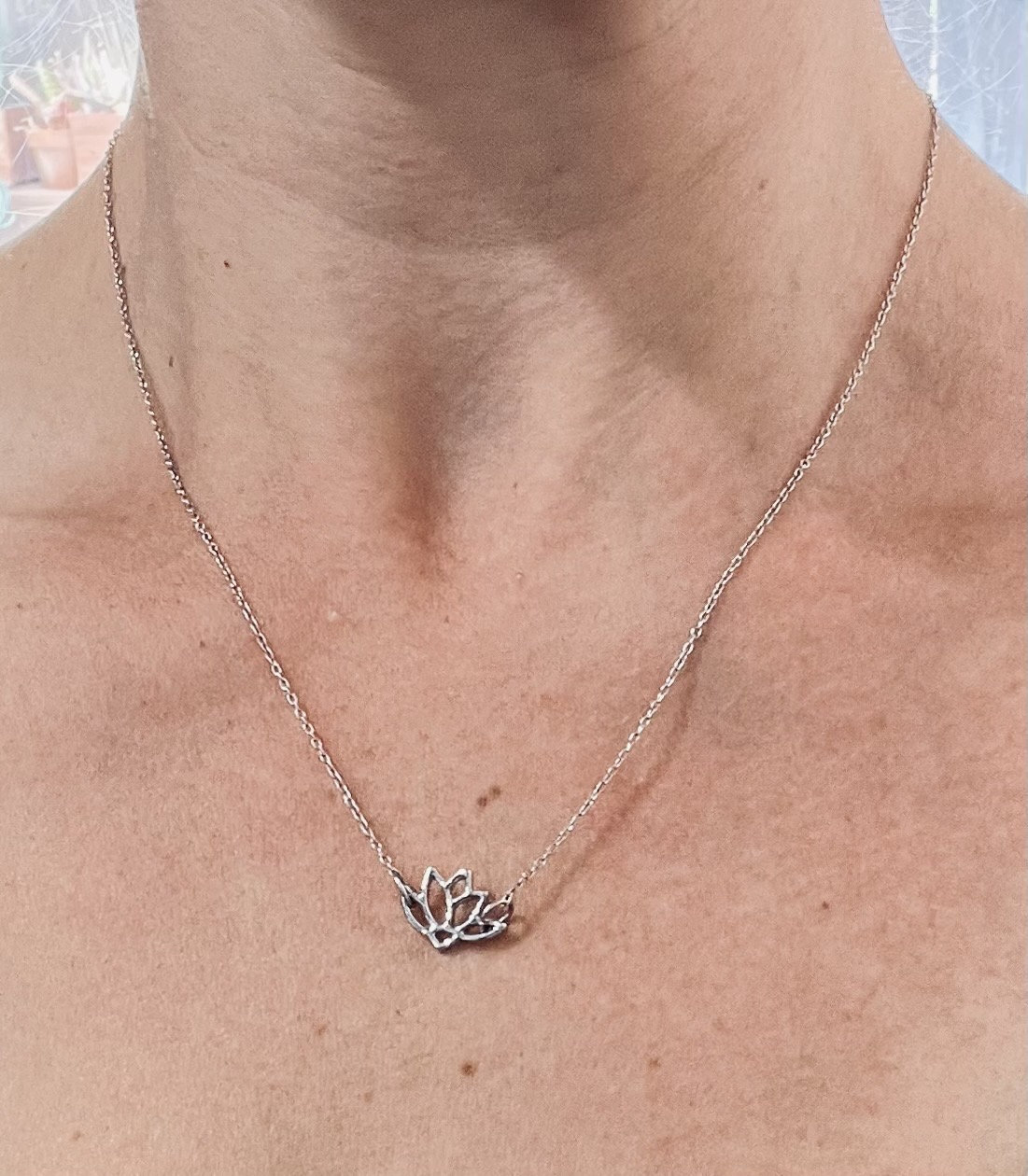 アクセサリー STRONG LOTUS SILVER NECKLACE LOTUS SILVER NECKLACE GOLD – STRONG