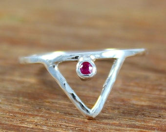 Natural Red Ruby V Ring 925 Sterling Silver Hammered Chevron Ring Dainty Triangle Stacking Ring July Birthstone Minimalist Gift for Her