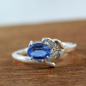 925 Sterling Silver, Natural Tanzanite Ring, Dainty Ring, Simple Handmade Ring, Silver Gems Ring, Wedding Gift, Engagement Gift, Midi Ring