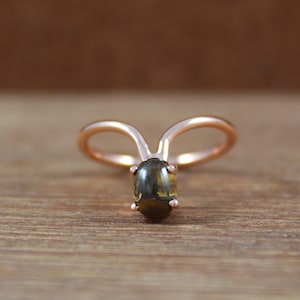 Vergulde ring - natuurlijk tijgeroog - 5 x 7 mm ovale ring - 925 sterlingzilver - handgemaakte sieraden - roséverguld - geboortesteen