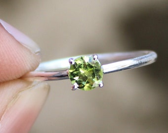 925 Sterling Silver - Natural Round Green Peridot Cut Ring - Handmade Jewelry - Promise Ring - August Birthstone Ring - Size US 3 to 13