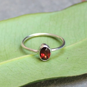 925 Sterling Silver - Natural Red Garnet - Oval Garnet 5 X 7 MM - Handmade Jewelry - Birthstone Ring - US Size 3 - 13