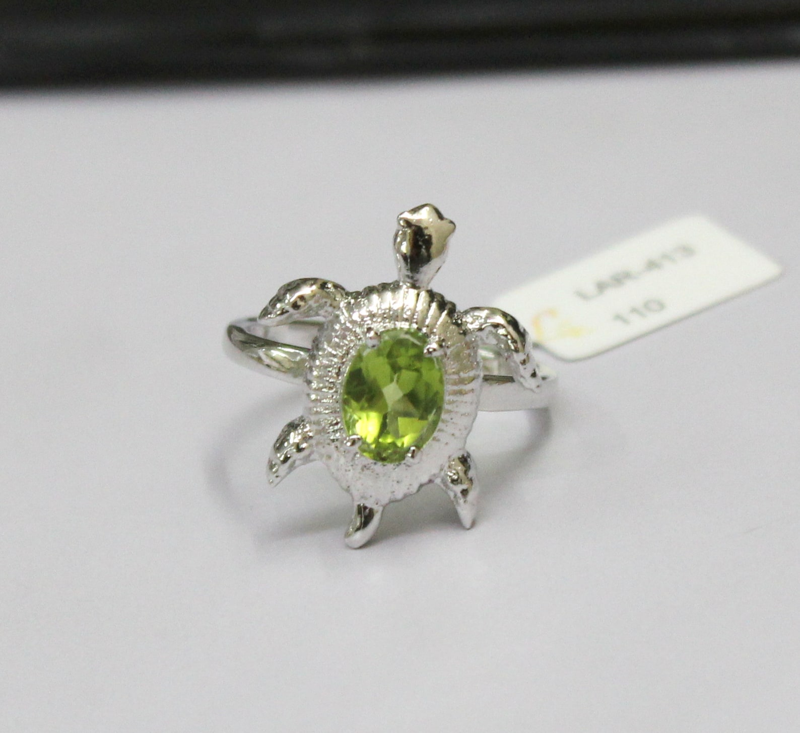 925 Sterling Silver Tortoise Ring Natural Peridot Etsy