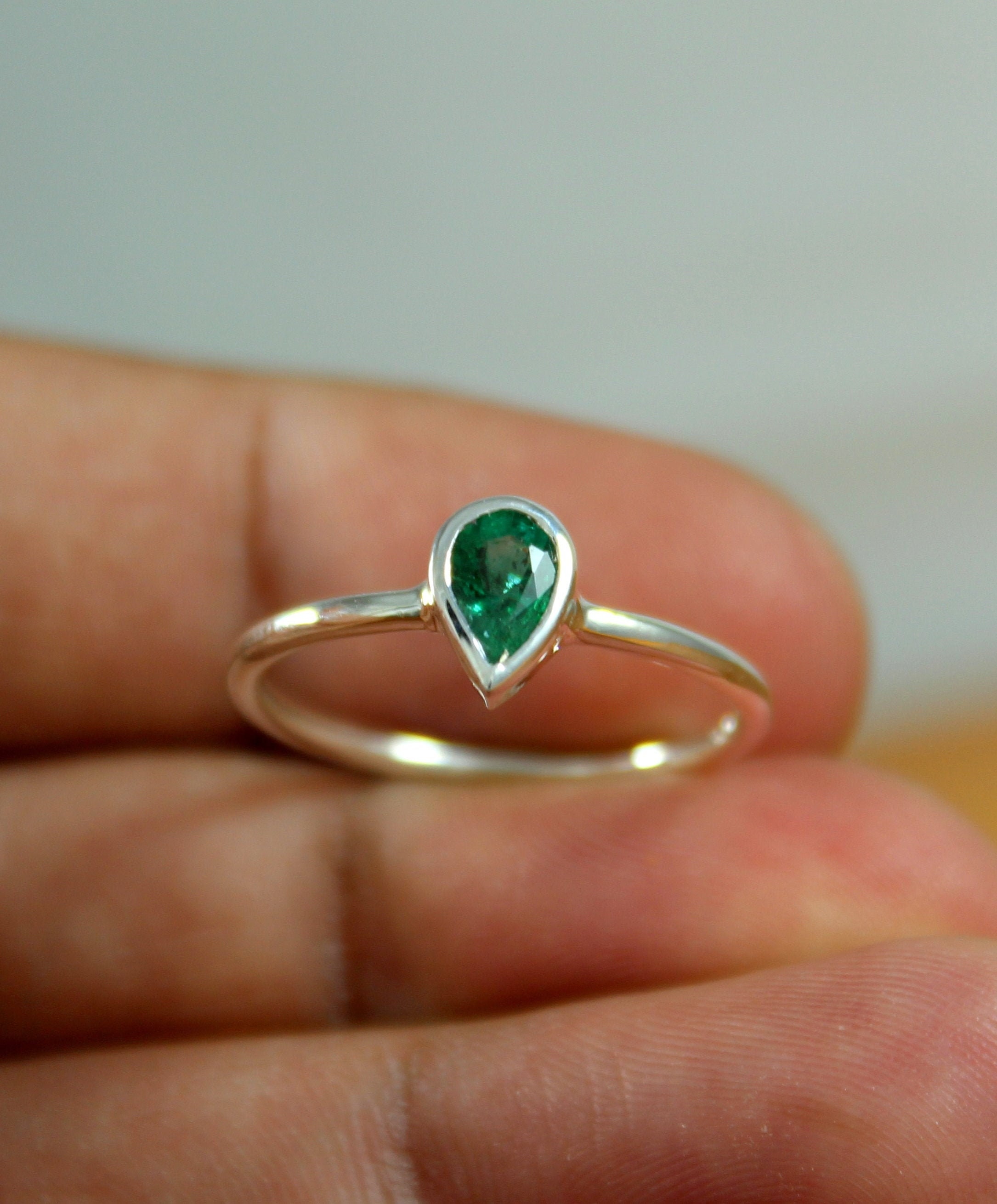 Peridot Gemstone Handmade 925 Sterling Silver Jewelry Ring Size 6 *Gemstone *Statement *Bridal *Wedding *Natural *Thin *Gift For Her
