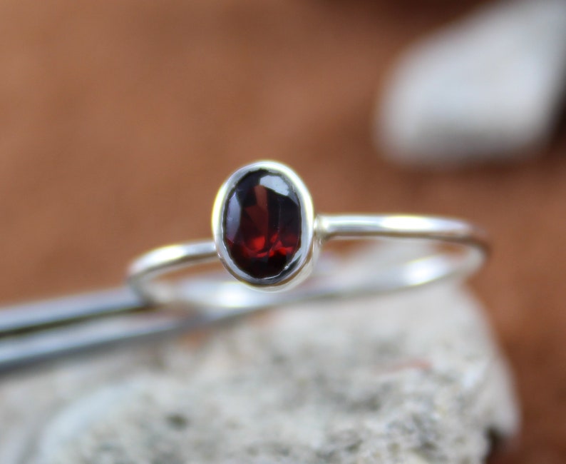 star garnet ring