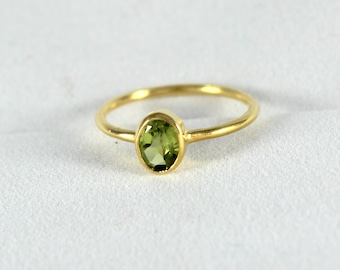 Peridot Gold Ring - Gold Gemstone Ring - 5 X 7 Green Peridot - Size US 3 - 13 - 14K 18K Gold - August Birthstone Ring - Stackable Ring