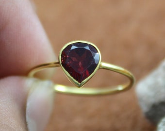 Natural Heart Garnet Ring - 925 Sterling Silver - Handmade Simple Ring - Statement Ring - Garnet Gold Ring - Garnet Birthstone Jewelry