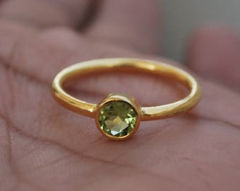 14k, 18k Gold Ring - Natural Green Peridot Ring - Promise Ring - Valentine Gift - Beautiful Ring - Gift For Her- August Birthstone