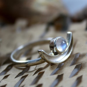 Natural Rainbow Moonstone Ring, 925 Sterling Silver, Silver Half Moon Ring, Blue Flash Ring, Adjustable Ring, Crescent Moon Ring, Handmade