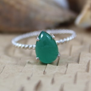 Natural Green Onyx Ring - 925 Sterling Silver -7 X 10 Pear Cabochon - Statement Ring -  Handmade Gemstone - Green Onyx Ring - Valentine Gift