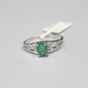 Natural Emerald Silver Ring, 925 Sterling Silver, Prong Set, 5X7 MM Oval, Dainty Silver Ring, All Size, May Birthstone, Handmade, Women Ring
