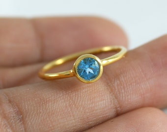 Natural Blue Topaz Ring, 14K Gold Dainty Topaz Ring, 5MM Round Single/Classic Gemstone, Minimalist, Solitaire Ring, December Birthstone Ring