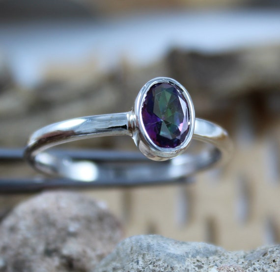 ミスティックトパーズ スターリングシルバーリング：ミニマ