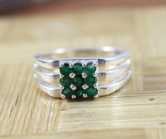 Simulated Emerald Cutout Ring - .925 Sterling Silver Band - Size 3