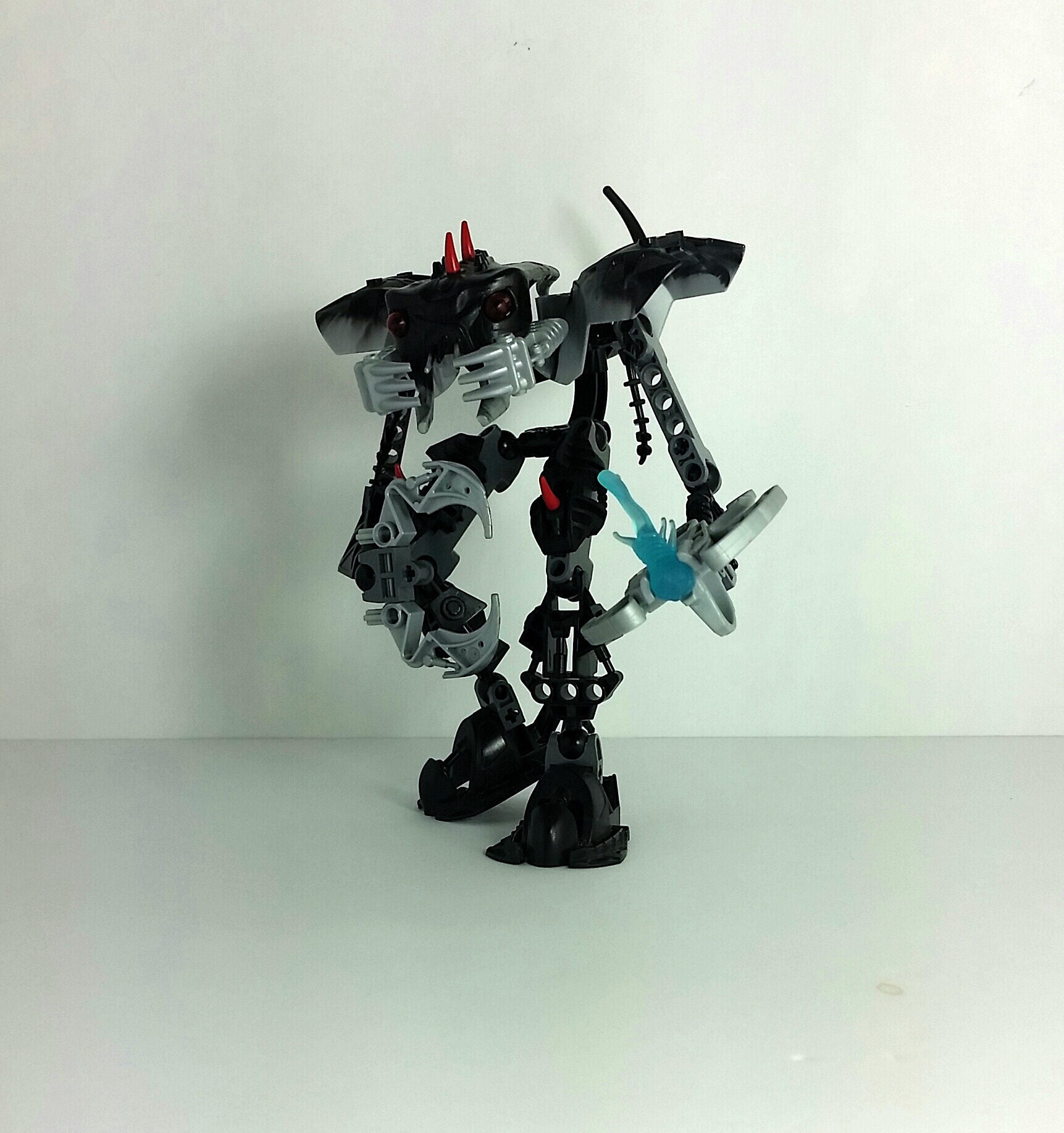 Bionicle mantax online