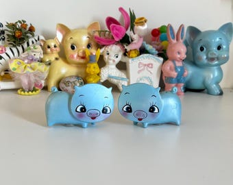 Enesco Flat Faced Blue Pig Salt & Pepper Shaker Hand Painted Japan Vintage