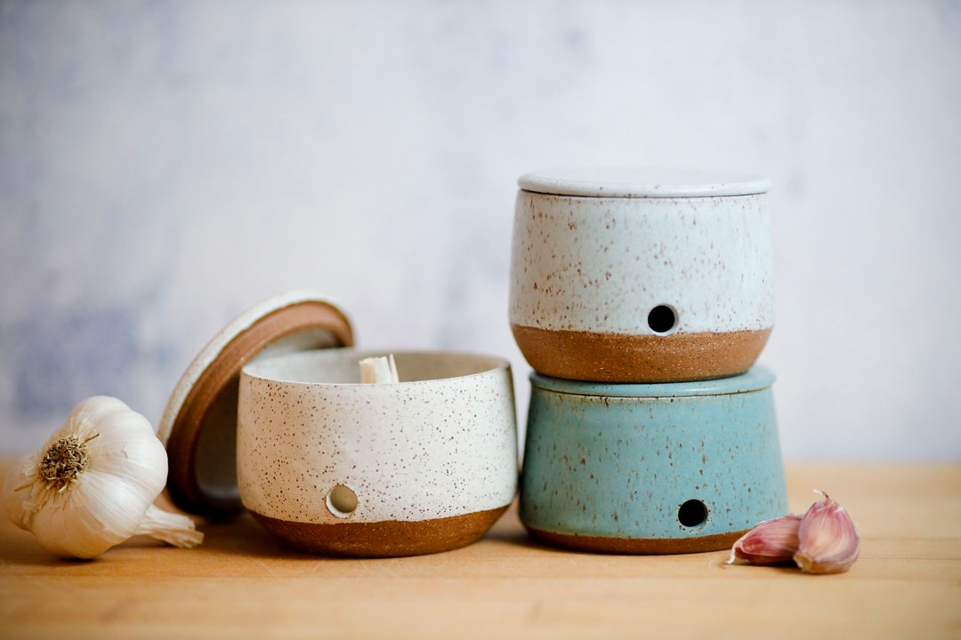 Garlic Keeper Garlic Jar Stoneware Garlic Pot Garlic Keeper With Lid