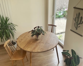 Round dining table. Solid wood circular table. Kitchen table. Tapered wooden legs. Large 119cm, natural, light, handmade, inside