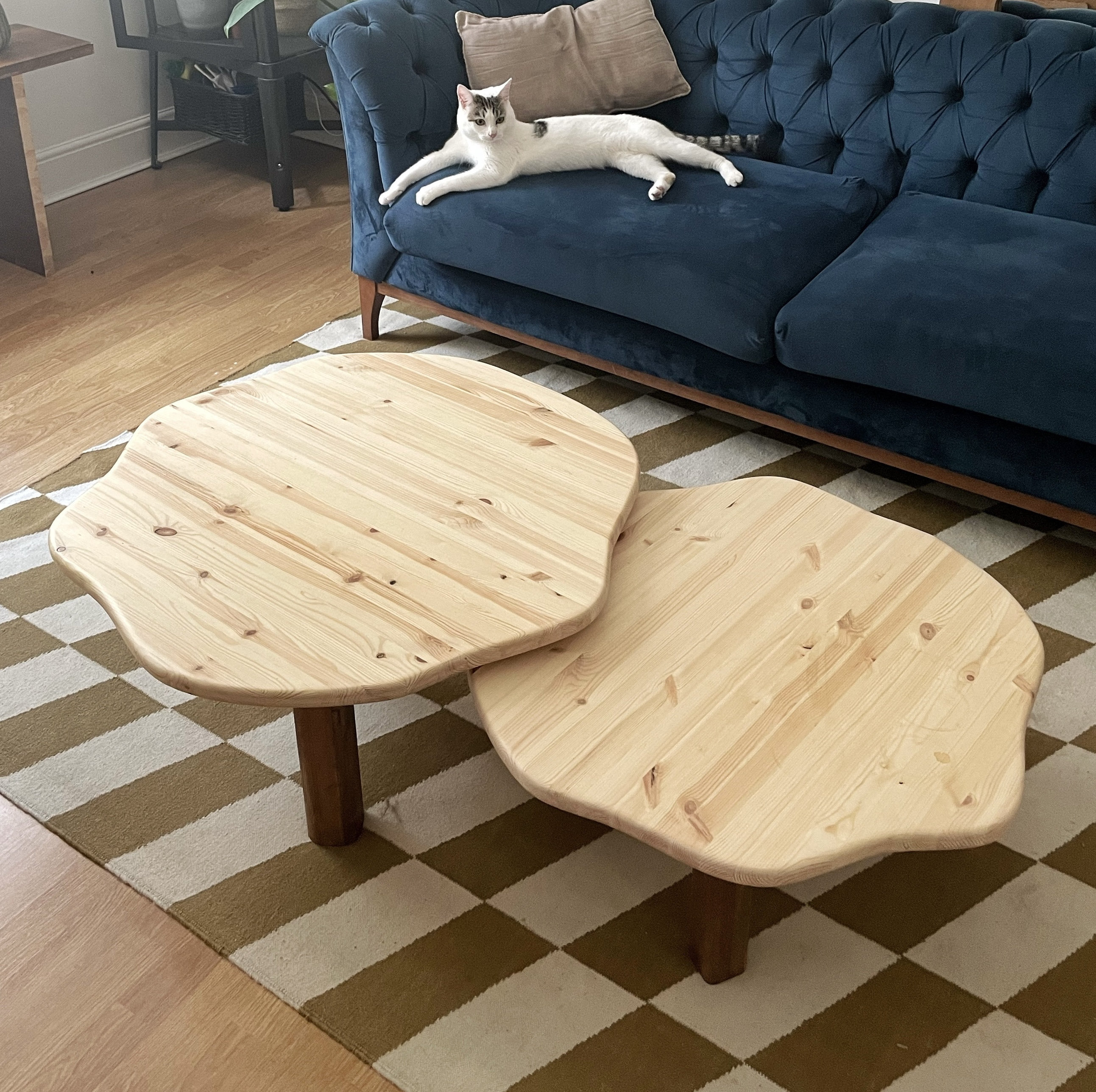 Wavy glass coffee table online