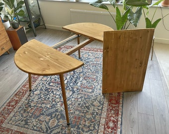 Extending extendable round dining table, circular, wooden legs, solid wood, handmade, 100 to 160cm