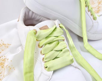 Green Wide Satin Shoelaces Ribbon Laces Wedding Shoelaces Satin Shoe Strings Prom Shoelaces Fancy Shoelaces for Sneakers Shoe Strings