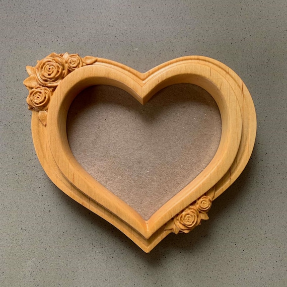 Heart shaped picture frame discount